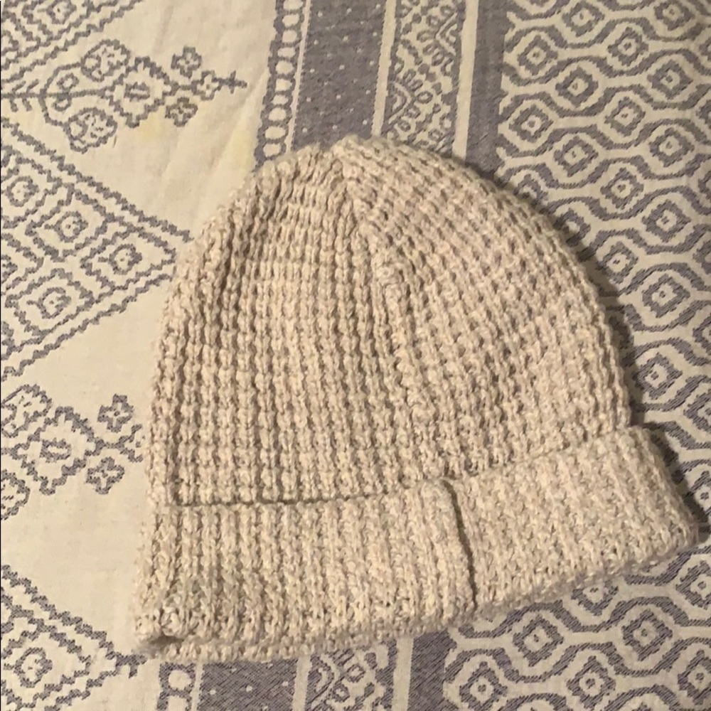 Madewell Beanie Fitted in Sand​​​​​​​​​ - Picture 4 of 7